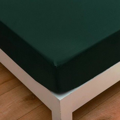 Сатиновая простыня на резинке Collektion World 120x200 (Tumši zaļa)