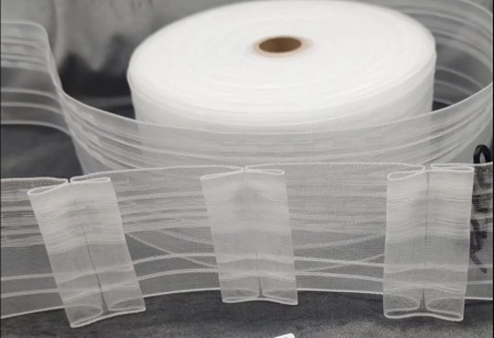 Lente BANTE aizkaru savilkšanai, caurspīdīga, platums 10 cm